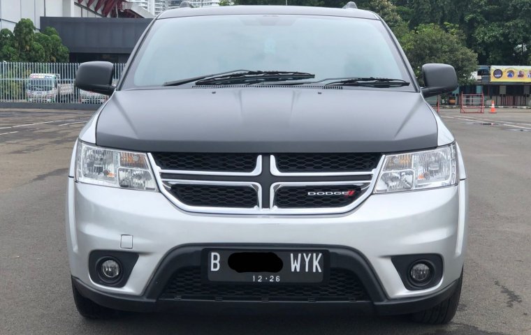 DODGE JOURNEY AXT PLATINUM 2014 TERMURAH!!