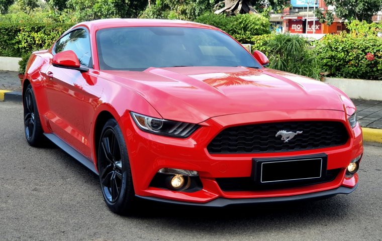 Ford Mustang 2.3 EcoBoost 2016 Merah matic km 3 rban siap pakai cash kredit proses bisa dibantu