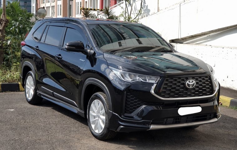 Toyota Kijang Innova Zenix Hybrid 2023 v hybrid modelista hitam cash kredit proses bisa dibantu