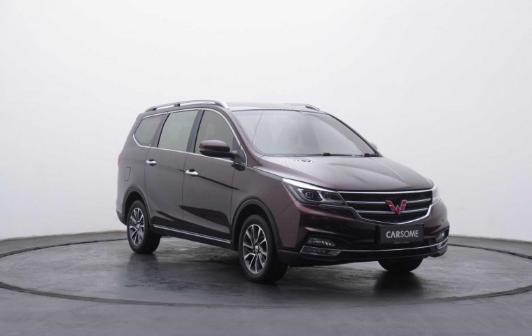 Wuling Cortez 1.8 L Lux i-AMT 2018 MPV