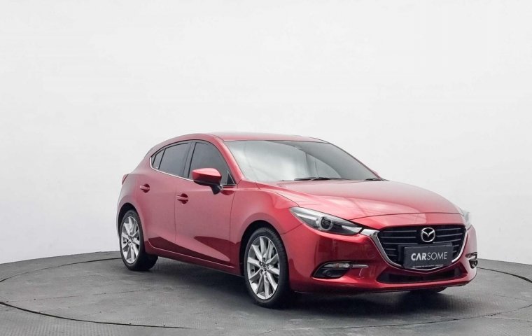 Mazda 3 Hatchback 2019 Merah DP 35 JUTA / ANGSURAN 7 JUTA