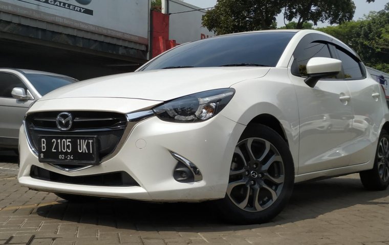 Mazda 2 R 2018 Putih AT KM39rb mulus pajak panjang