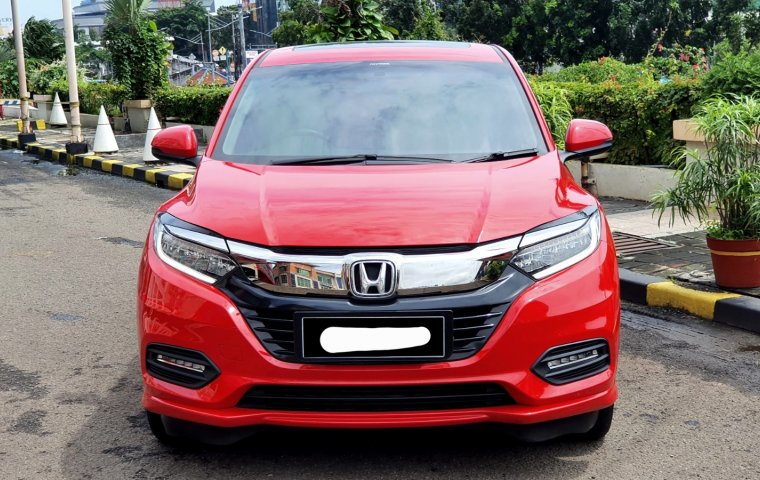 Honda HRV 1.8L Prestige CVT CKD Facelift AT 2021 Merah sunroof cash kredit proses bisa dbantu