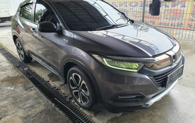 Honda HR-V 1.5L E CVT Special Edition 2019 Abu-abu