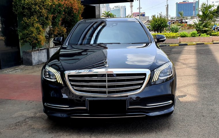 Km12rb Mercy Mercedes Benz S450 S450L sunroof 2018 hitam cash kredit proses bisa dibantu