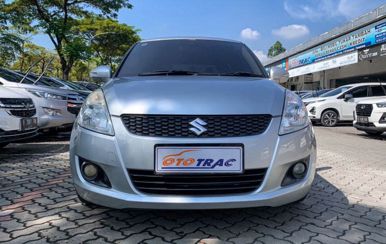 Super ciamik SUZUKI NEW SWIFT GX AT MATIC 2014 SILVER