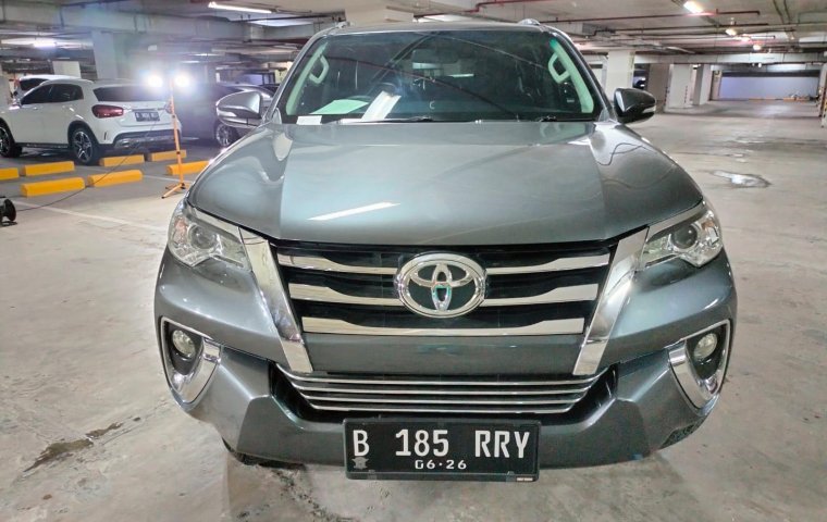 Toyota Fortuner 2.4 G AT 2016 Abu-abu DP 40 juta an