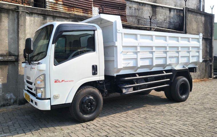 MULUS+banBARU MURAH CDD Isuzu elf 125 ps HD dumptruck 2019 dump truck