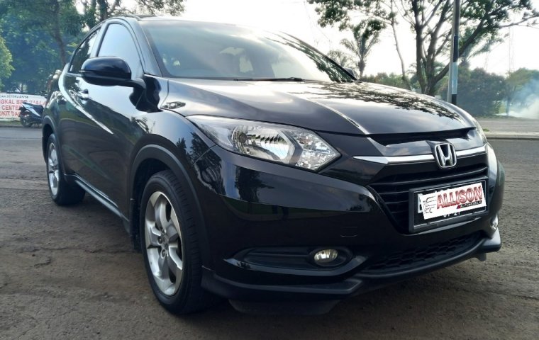 Honda HR-V 1.5 E SUV AT 2017 HITAM Dp 4,9 Jt No Pol Ganjil