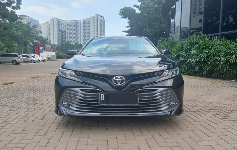 Toyota Camry 2.5 V 2020 Hitam, SunRoof & an Perorangan