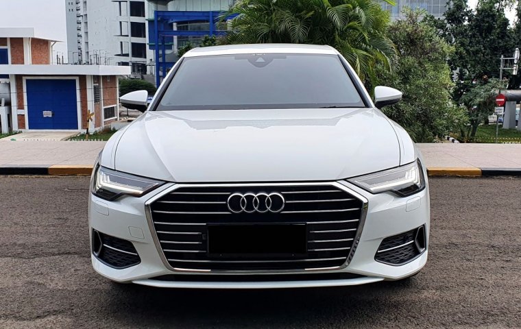 [Low Km] New Model Audi A6 2.0L 40TSFI AT 2022 White On Brown