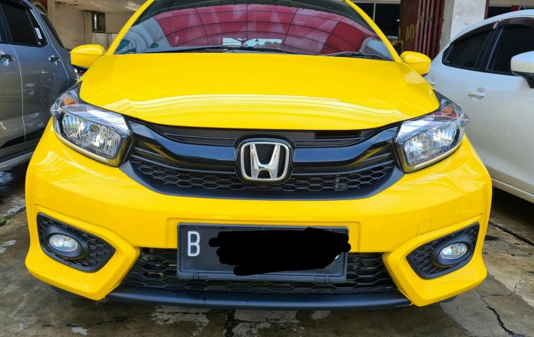 Honda Brio Satya E AT ( Matic ) 2022 Kuning Km Low 13rban Good Condition Siap Pakai