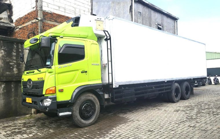 MURAH FL260JW Hino tronton 6x2 FL 260 JW Box freezer frozen 2019