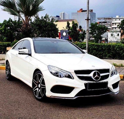 Mercedes Benz E 250 Coupe AMG Line CBU (C207) Facelift AT 2013 White On Red