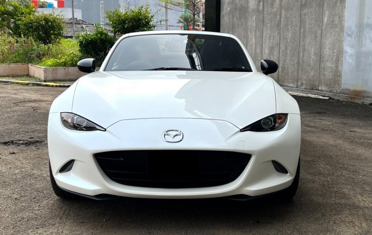 Jual mobil Mazda MX-5 Miata Roadster 2018 Like New Low KM 4Rb Record Mazda  