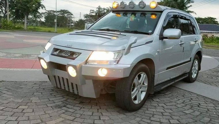 Suzuki Grand Vitara JLX  THN 2007 Modifikasi full Variasi