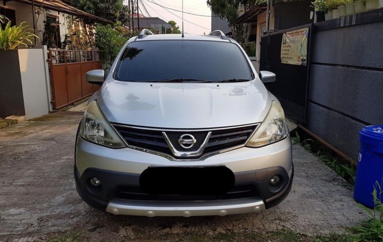 Nissan Grand Livina SV 2015 SUV