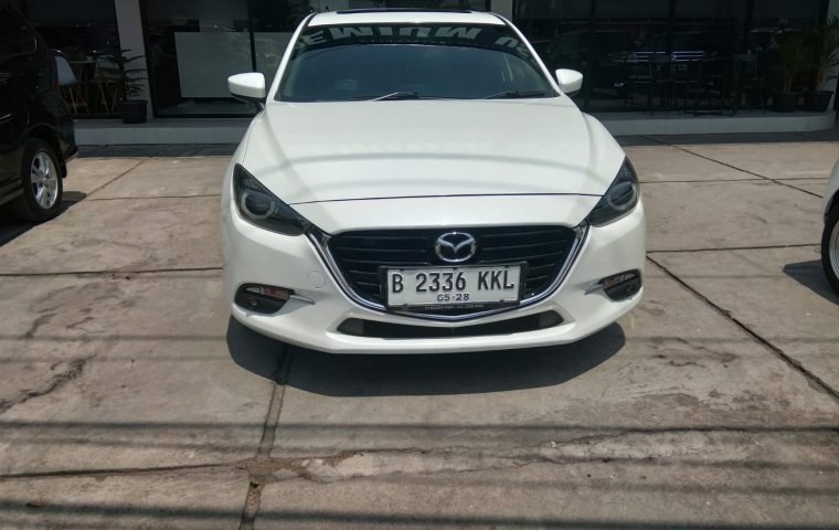 TDP 15JT Promo Mazda 3 HB 2.0 AT 2017 murah,SERVICE RECORD,PAJAK PANJANG 2024