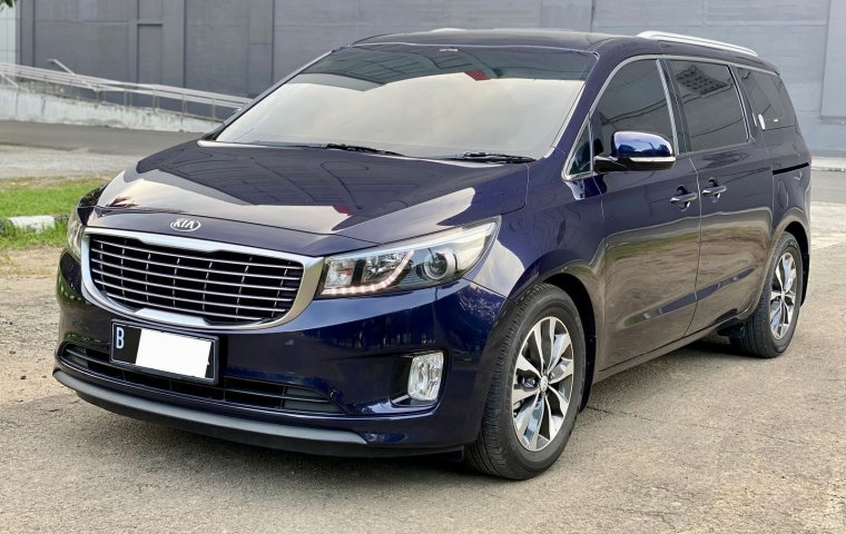 Kia Grand Sedona Ultimate
