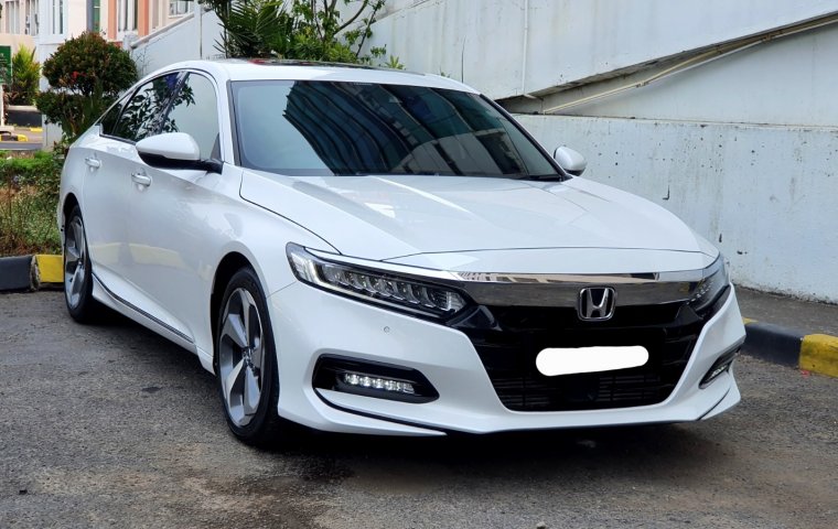 Honda Accord 1.5L 2022 putih turbo sensing km 19 rban cash kredit proses bisa dibantu