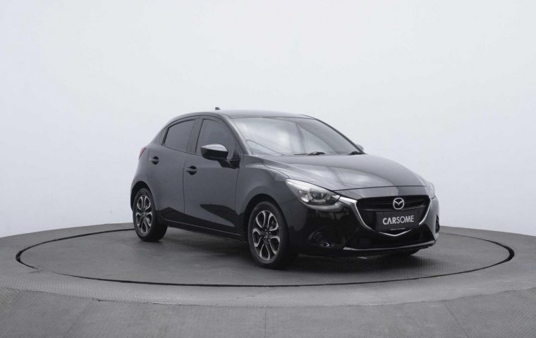 Mazda 2 R 2015 Hatchback