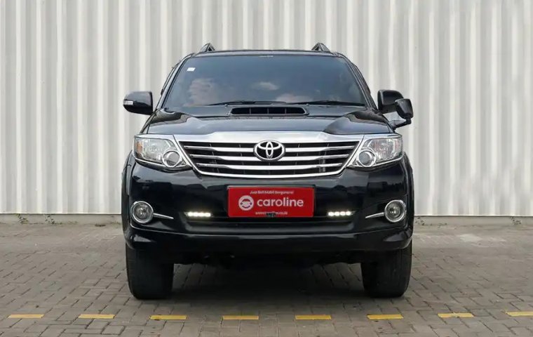 Toyota Fortuner 2.4 G AT 2015