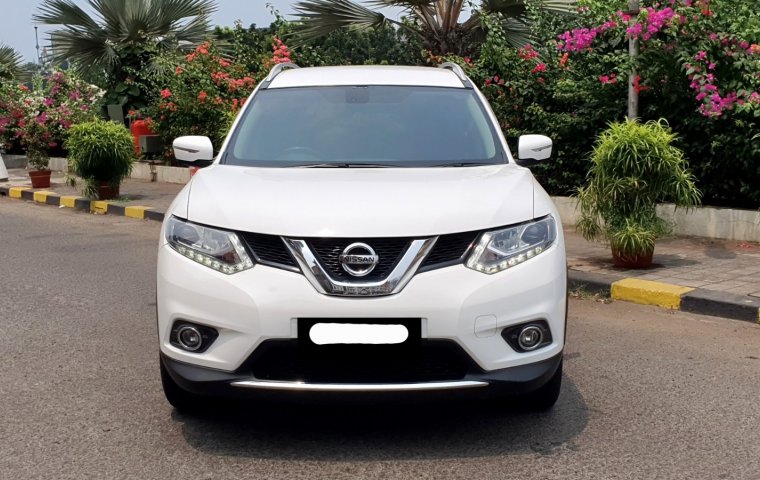 Nissan X-Trail 2.5 CVT 2017 putih cash kredit proses bisa dibantu