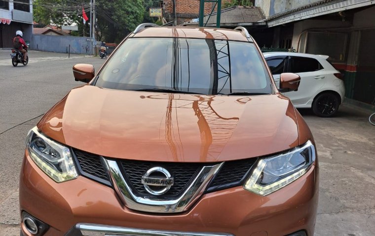 Nissan X-Trail 2.5 Matic Tahun 2016 Kondisi Mulus Terawat Istimewa