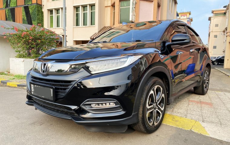 Honda HR-V 1.5 Spesical Edition 2020 e cvt se dp 0 siap tt om gan