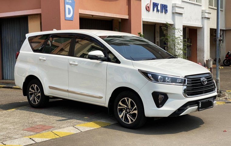 Toyota Kijang Innova 2.4V 2021 Luxury diesel dp 0 new reborn siap tt om