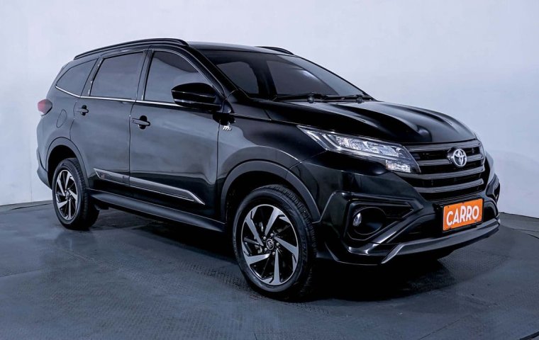 Toyota Rush GR A/T 2022  - Cicilan Mobil DP Murah