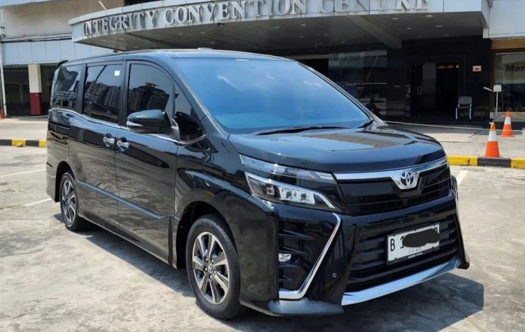 2018 Toyota Voxy 2.0 AT Rawatan ATPM Dari Baru Km 42rb Plat GENAP Pjk APRIL 2024 Pkt KREDIT TDP 69jt