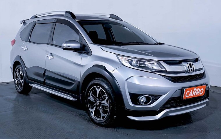 JUAL Honda BR-V E Prestige AT 2019 Silver