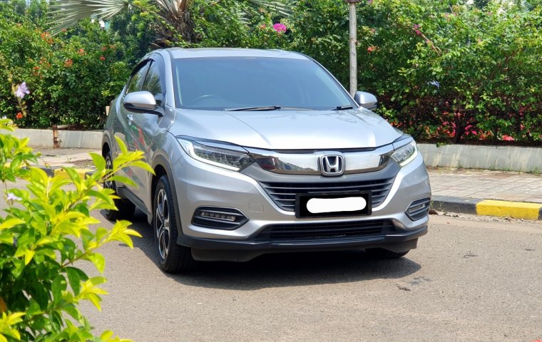 Dp25jt Honda HR-V 1.5L E CVT Special Edition 2019 silver km42rban cash kredit proses bisa dibantu