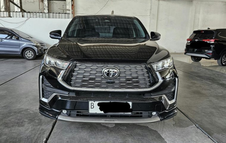 Toyota Innova Q TSS Modellista Hybrid 2.0 AT ( Matic ) 2022 Hitam Km 8rban Good Condition Siap Pakai
