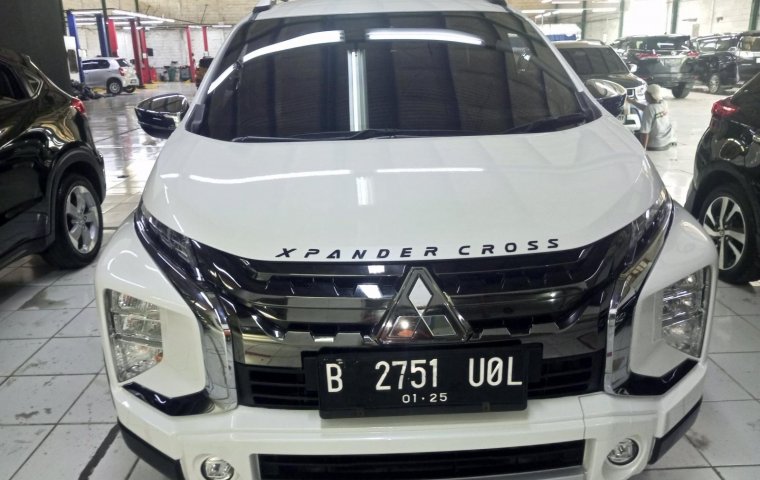 Mitsubishi Xpander Cross Premium AT 2019