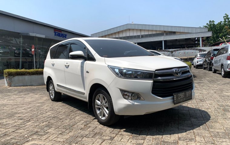 Toyota Kijang Innova 2.0 NA 2018 Putih