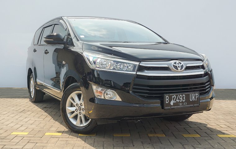 Jual mobil Toyota Kijang Innova 2018 - B2493UKP