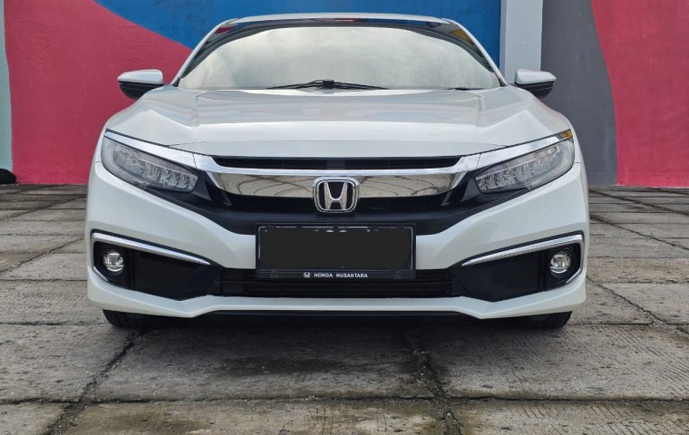 Honda Civic ES 2019 Putih km 37 ribuan