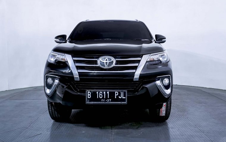 Toyota Fortuner 2.4 VRZ AT 2017 Hitam