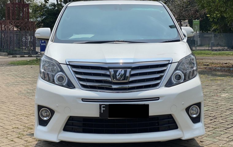 Toyota Alphard SC