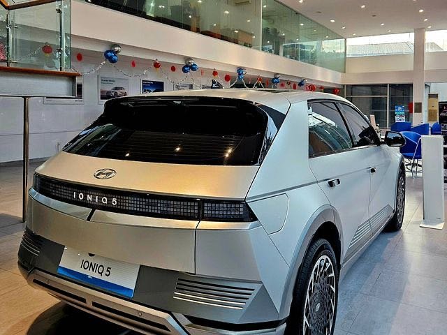 Hyundai Ioniq Signature 2023 PROGRAM IIMS