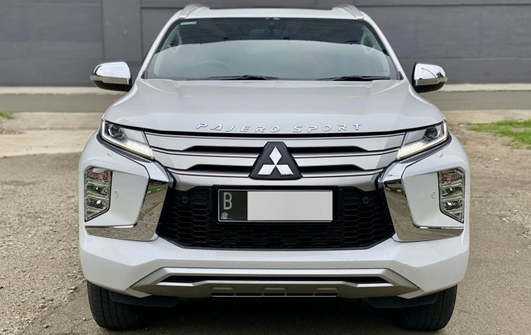 Mitsubishi Pajero Sport Dakar 4x2 AT 2022 Putih