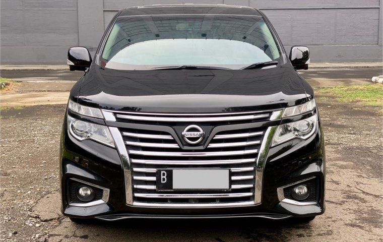 Nissan Elgrand 2.5 Highway Star 2014 Hitam