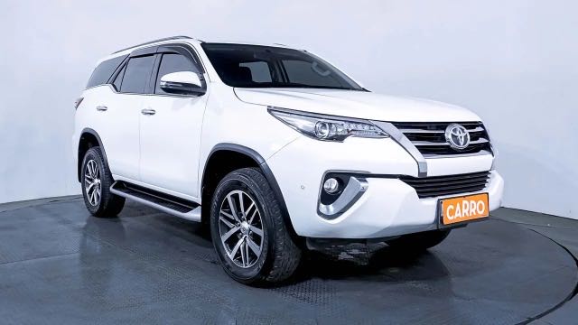 Toyota Fortuner 2.4 VRZ AT