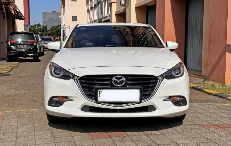 Mazda 3 Hatchback 2018 dp 0 usd 2019 siap TT om tamPan