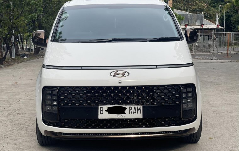Hyundai Staria Signature 9 2022 Jual Cepat siap Pakai..!!!