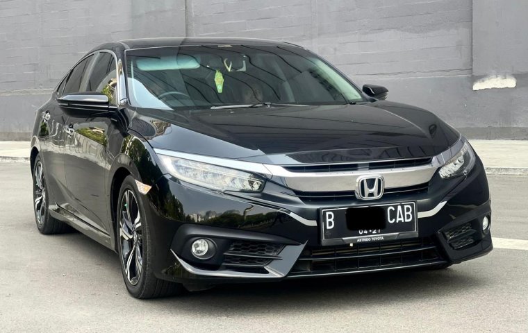 Jual Honda Civic Sedan Turbo AT Hitam 2017 Siap Pakai..