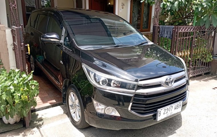 Toyota Kijang Innova V Luxury