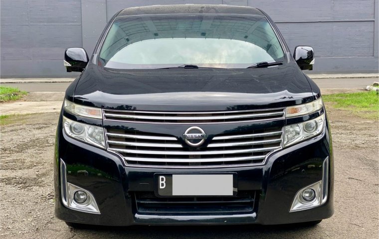 Nissan Elgrand Highway Star 2011 Hitam